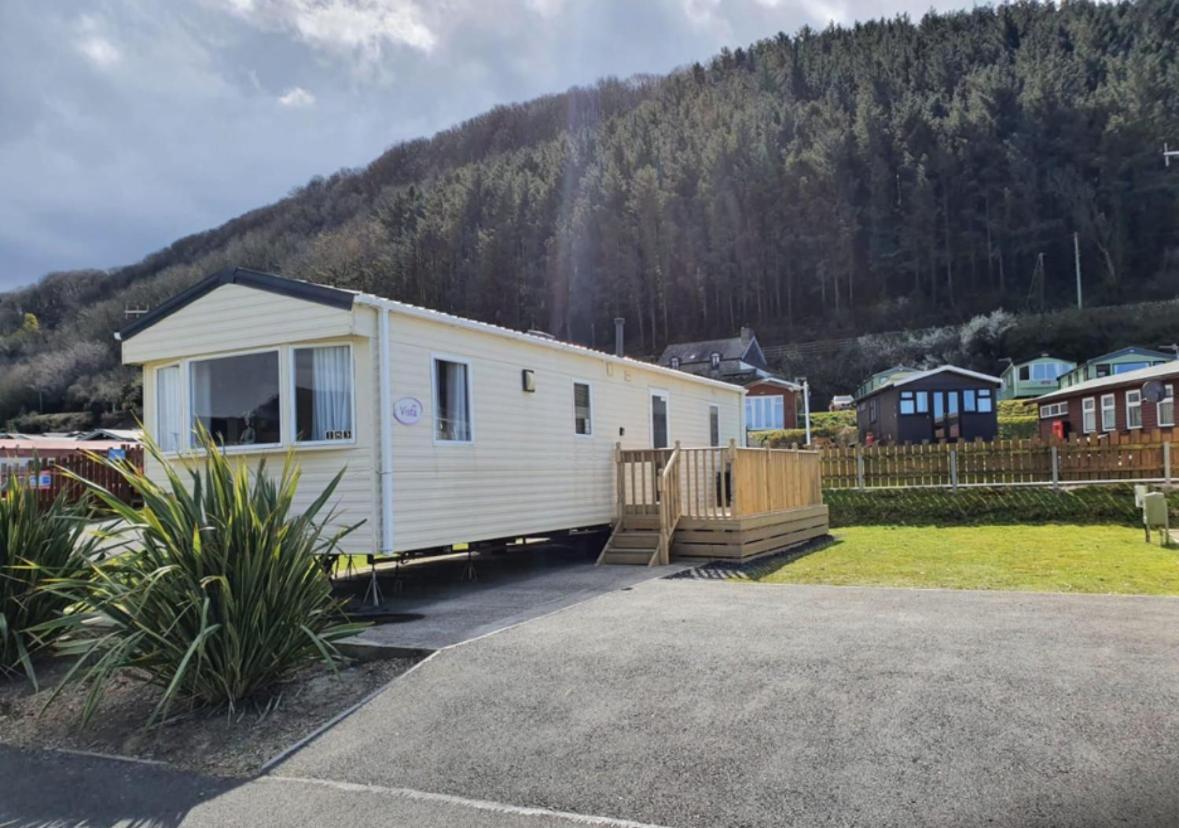 Pet Friendly 3 Bed Static Caravan In Clarach Bay Spacious And Cozy Stay Aberystwyth Exterior photo